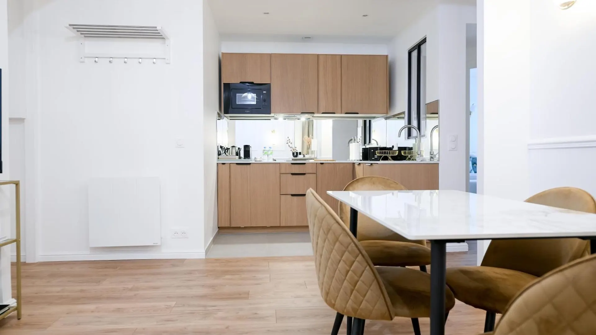 Entire Apartment Central Paris, 3Rd Floor With Elevator Paris